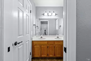 1820 Howard Dr, Windsor, CA 95492 - Photo 27