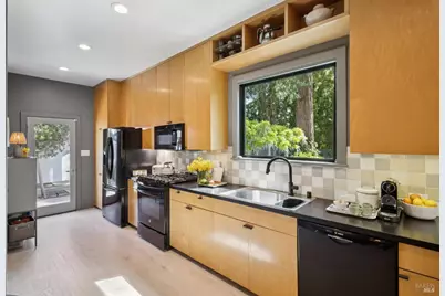 22 Clyde Avenue, San Rafael, CA 94901 - Photo 15