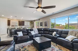 2126 Yellow Rose Cir, Fairfield, CA 94534 - Photo 7