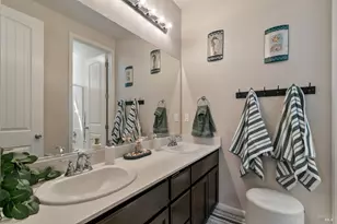 2126 Yellow Rose Cir, Fairfield, CA 94534 - Photo 27