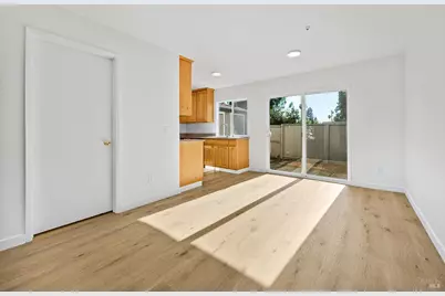 319 Algiers Court, Santa Rosa, CA 95409 - Photo 5