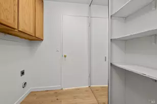 319 Algiers Ct, Santa Rosa, CA 95409 - Photo 11