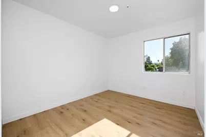 319 Algiers Court, Santa Rosa, CA 95409 - Photo 15