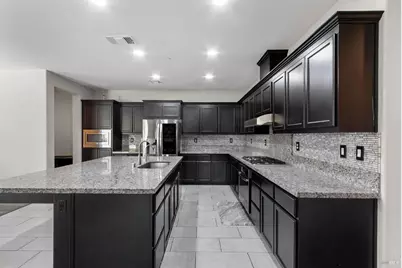 7012 Cardinal Court, Vacaville, CA 95687 - Photo 9
