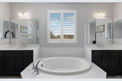 7012 Cardinal Court, Vacaville, CA 95687 - Photo 27