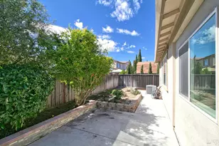 7012 Cardinal Ct, Vacaville, CA 95687 - Photo 9