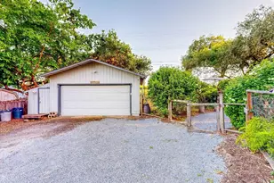 2142 Laguna Rd, Santa Rosa, CA 95401 - Photo 11