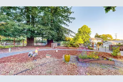 2142 Laguna Road, Santa Rosa, CA 95401 - Photo 73