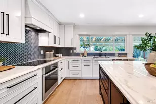 13 Woodland Ct, Novato, CA 94947 - Photo 9