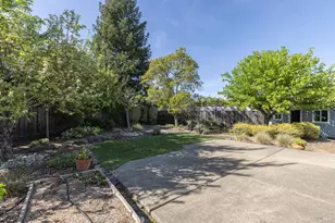 2387 Lujo Ct, Santa Rosa, CA 95403 - Photo 31