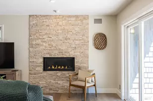 1018 Oakmont Ct, Napa, CA 94559 - Photo 3