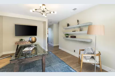 1018 Oakmont Court, Napa, CA 94559 - Photo 25