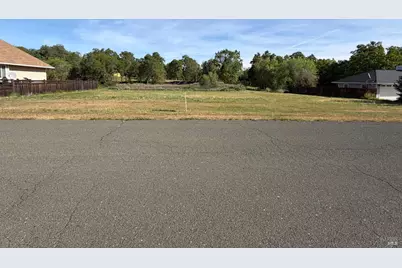 1100 Oak Park Way, Lakeport, CA 95453 - Photo 3