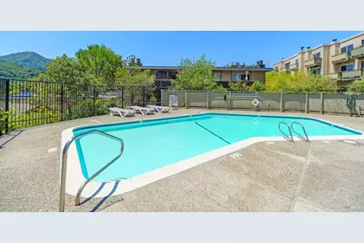 175 Upper Via Casitas Way #2, Greenbrae, CA 94904 - Photo 5