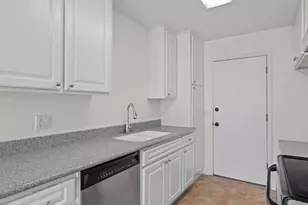 2306 Maher Dr, Santa Rosa, CA 95405 - Photo 13