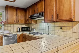 2425 Rancho Cabeza Dr, Santa Rosa, CA 95404 - Photo 15