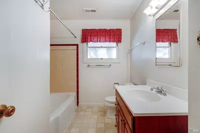 1034 Stewart Street, Santa Rosa, CA 95404 - Photo 21