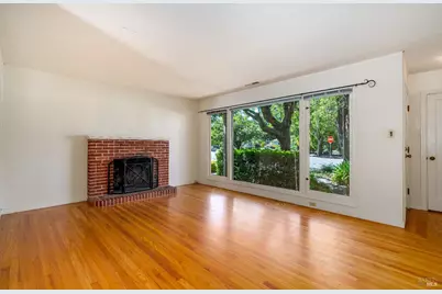 1034 Stewart Street, Santa Rosa, CA 95404 - Photo 5