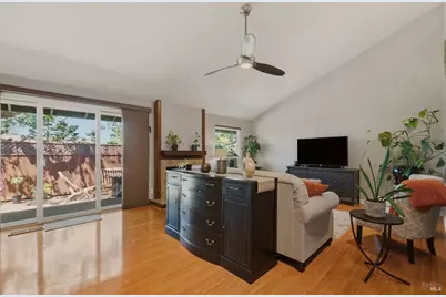 28 Elan Way, Napa, CA 94559 - Photo 9