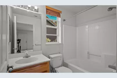 1923 Lansdowne Way, Petaluma, CA 94954 - Photo 51
