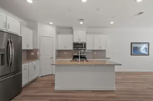 1586 Waterside Ln, Rohnert Park, CA 94928 - Photo 9