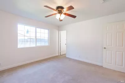 935 W F Street, Dixon, CA 95620 - Photo 17