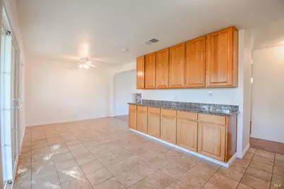 935 W F Street, Dixon, CA 95620 - Photo 13