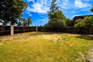 1926 Blossom Ct, Fairfield, CA 94533 - Photo 35