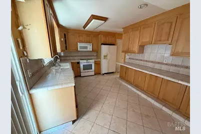 160 Radcliffe Drive, Vallejo, CA 94589 - Photo 3
