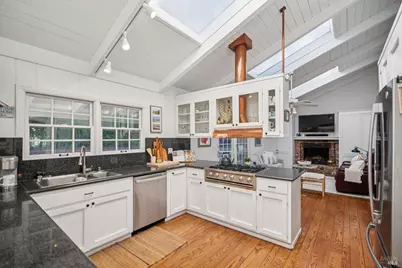 497 Fairway Drive, Novato, CA 94949 - Photo 17