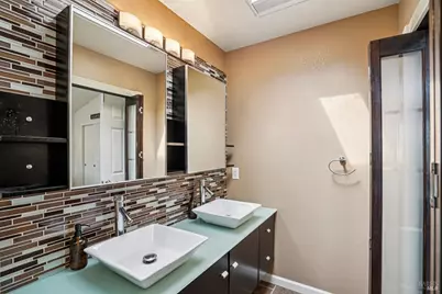 301 Portsmouth Avenue, Vacaville, CA 95687 - Photo 29