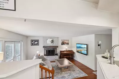 301 Portsmouth Avenue, Vacaville, CA 95687 - Photo 19