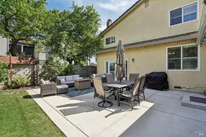 301 Portsmouth Avenue, Vacaville, CA 95687 - Photo 49