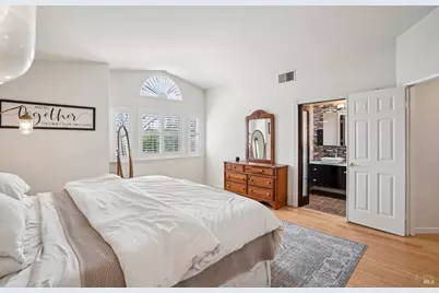 301 Portsmouth Avenue, Vacaville, CA 95687 - Photo 27