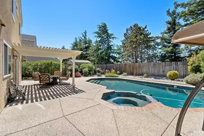 764 Barton Way, Benicia, CA 94510 - Photo 39