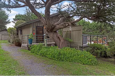 20850 Highway 1, Jenner, CA 95450 - Photo 11