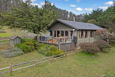 20850 Highway 1, Jenner, CA 95450 - Photo 9