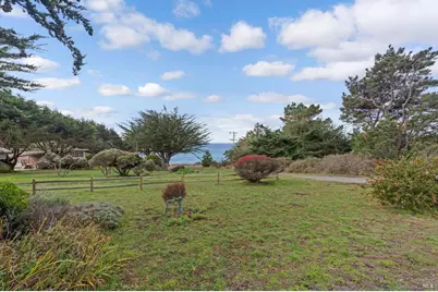 20850 Highway 1, Jenner, CA 95450 - Photo 7