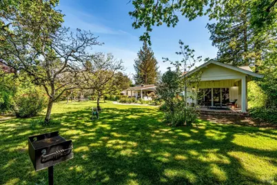 10 Oak Tree Drive, Santa Rosa, CA 95401 - Photo 3