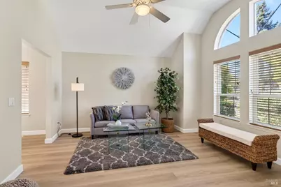 1612 Woodhue Avenue, Santa Rosa, CA 95403 - Photo 5