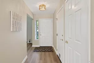 1612 Woodhue Ave, Santa Rosa, CA 95403 - Photo 3