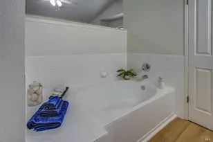 724 Ashford Ct, Vacaville, CA 95687 - Photo 23