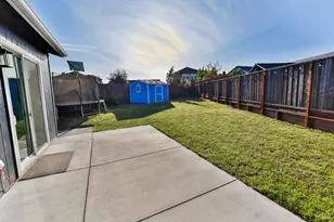 1331 Ridgecrest Ct, Santa Rosa, CA 95403 - Photo 15