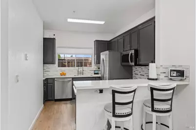 130 Manchester Drive, Fairfield, CA 94533 - Photo 9