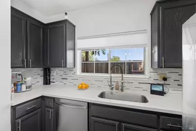 130 Manchester Drive, Fairfield, CA 94533 - Photo 11