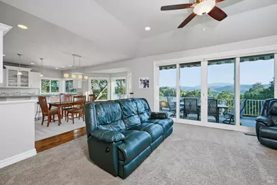 18387 N Shore Drive, Hidden Valley Lake, CA 95467 - Photo 9