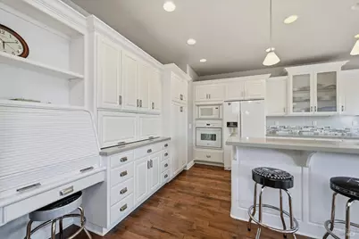 18387 N Shore Drive, Hidden Valley Lake, CA 95467 - Photo 17