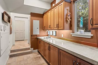 800 Boonville Road, Ukiah, CA 95482 - Photo 21