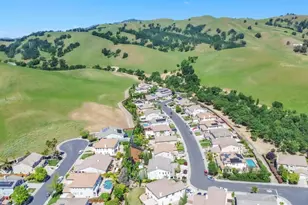 2335 Fairview Pl, Fairfield, CA 94534 - Photo 33