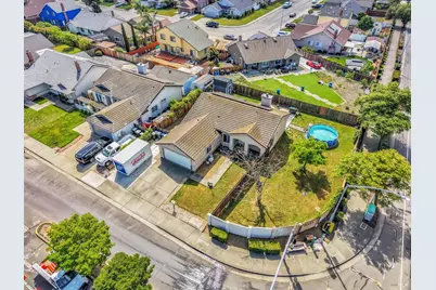 1500 Bella Vista Drive, Suisun City, CA 94585 - Photo 9